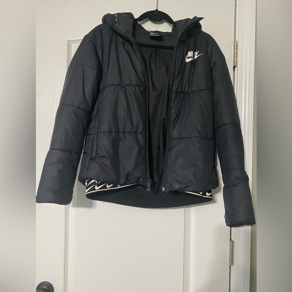 NIKE Storm-Fit Windrunner Water Resistant Hooded Down Jacket Women’s Size S - Picture 3 of 4